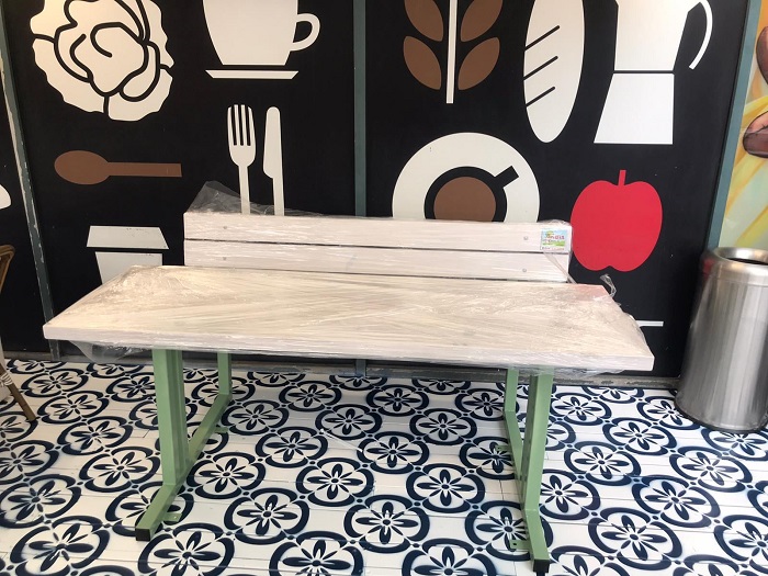 שולחן קק"ל מתכת ועץ