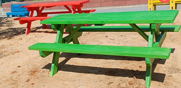 ספסלי קק"ל ציבעונים לבי"ס פינס גדרה