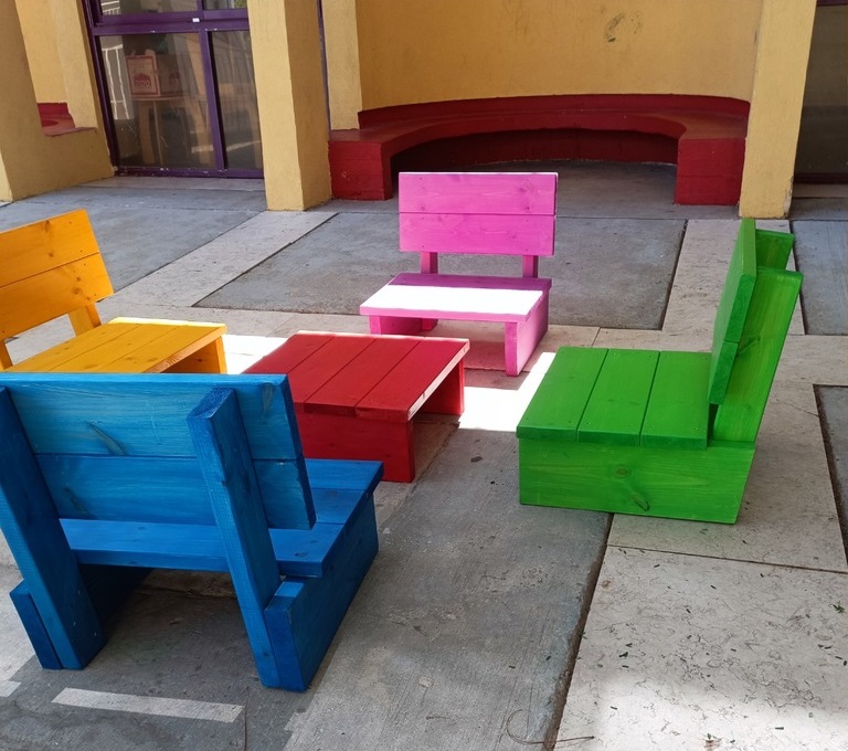 פינות ישיבה לבית ספר